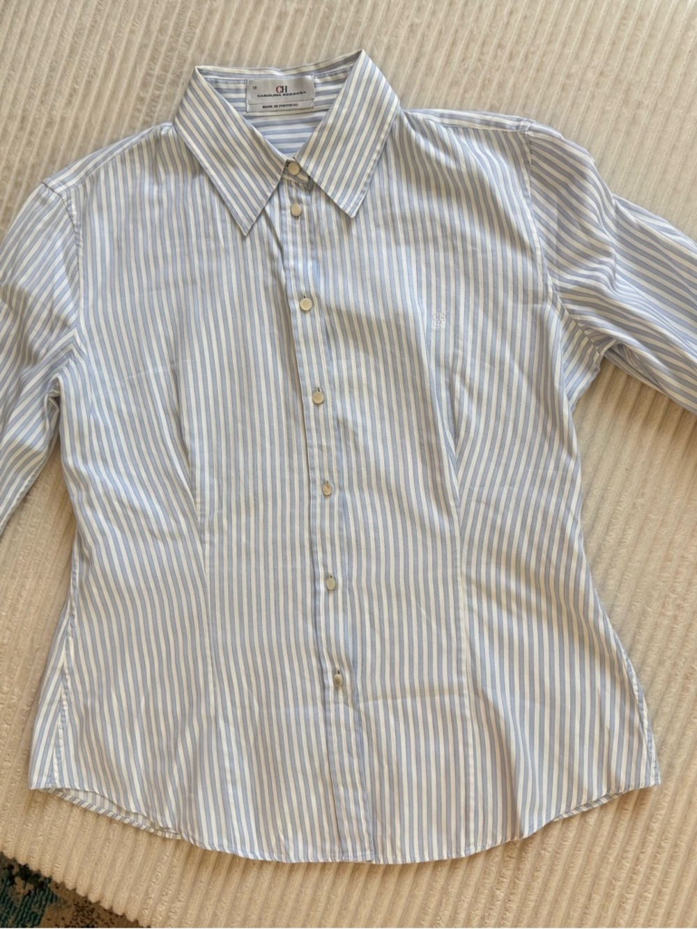 Like New Carolina Herrera Tailored Blue & White Striped Button-Down Shirt - Picture 10 of 10